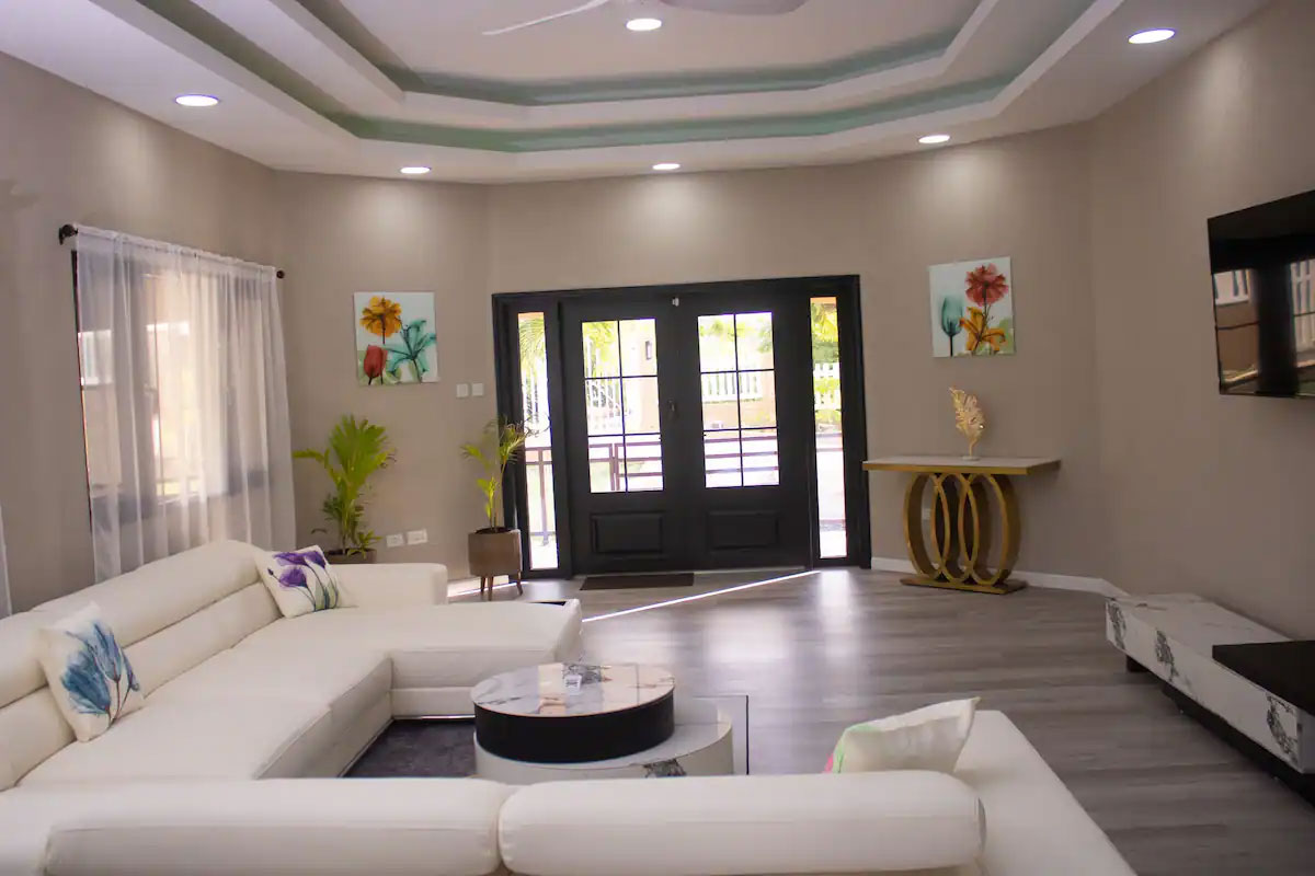 luxury villa rentals Grenada